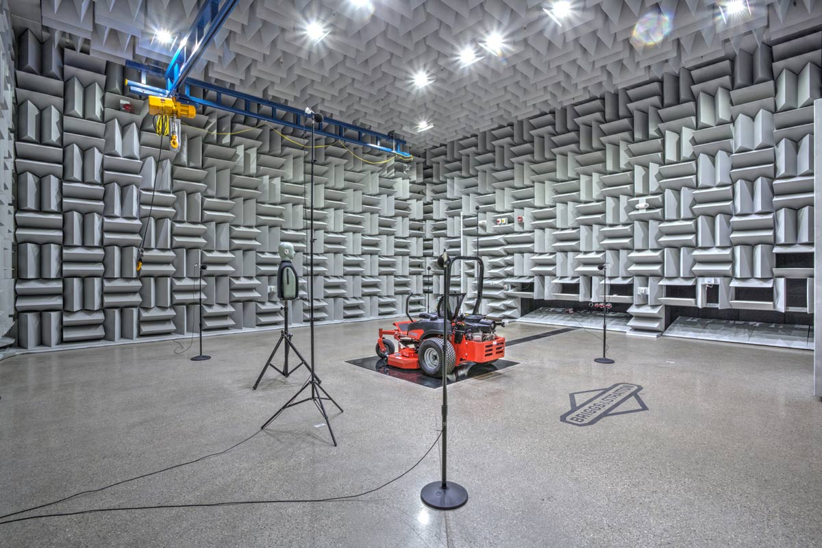 briggs-stratton-acoustics-lab-3
