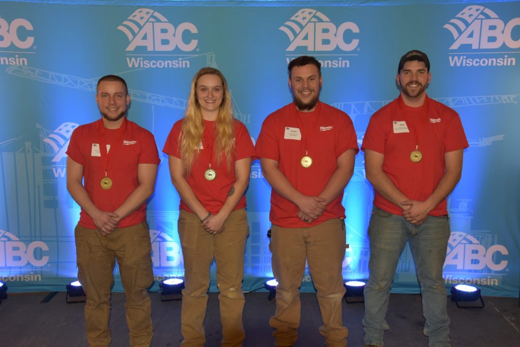group of skillcomp apprentices with awards